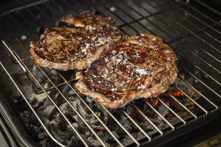 Why Entrecôte is the Ultimate Grilling Steak: Chef’s Secret Revealed!