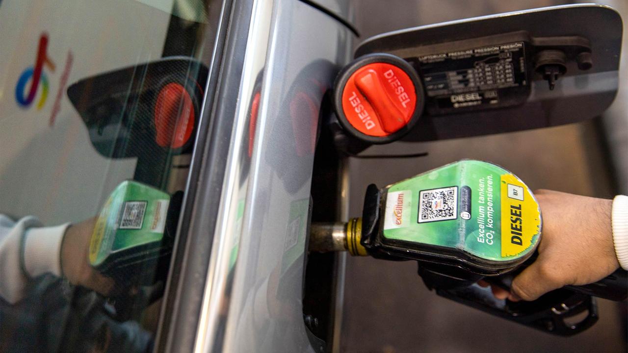 Why Only a Portion of the Fuel Discount Was Passed to Drivers?