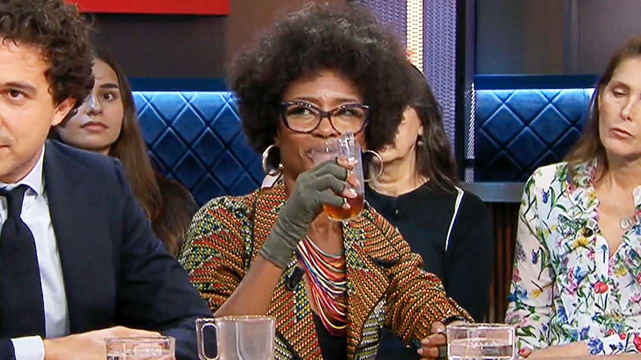 Why did Sylvana Simons wear gloves on TV? ‘She has to’