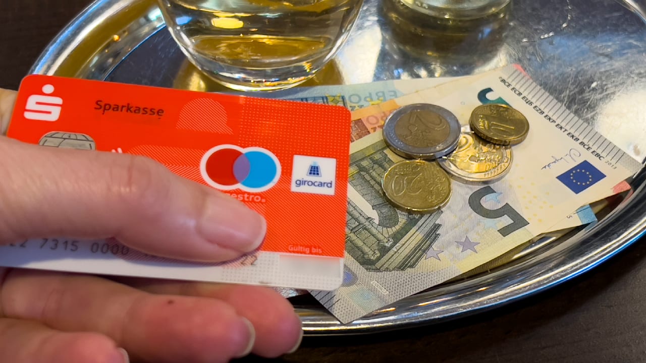 Will the New Girocard Make Credit Cards Obsolete Soon?