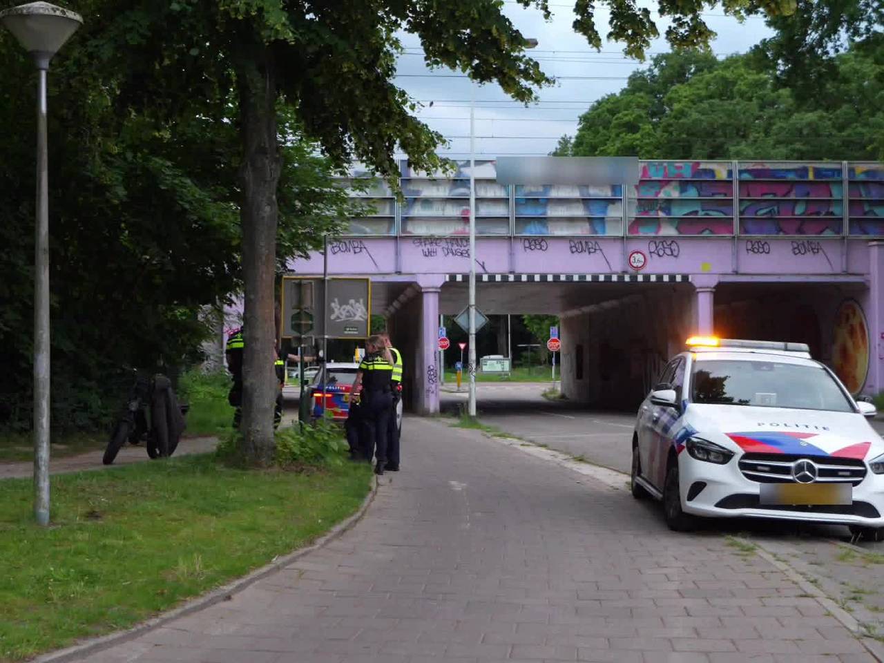 https://api.omroepbrabant.nl/img/f/$width$/$height$/0.50/0.50/cmV2aXNpb25zLzQ5MTg1OTItMS5qcGc_c2U9MjA0NS0wMS0wMVQxMCUzQTQwJTNBMDBaJnNpZz02bkVtZDh hV1lldjF1VyUyQjBGVmNzY3YlMkIlMkYwZTc5QmdMYnNYY1ZjSFpBOXFvJTNEJnNwPXImc3B yPWh0dHBzJnNyPWImc3Q9MjAyNS0wMS0wMVQxMCUzQTQwJTNBMDBaJnN2PTIwMjYtMDItMDY=