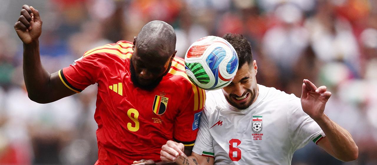 Romelu Lukaku and Saeid Ezatolahi