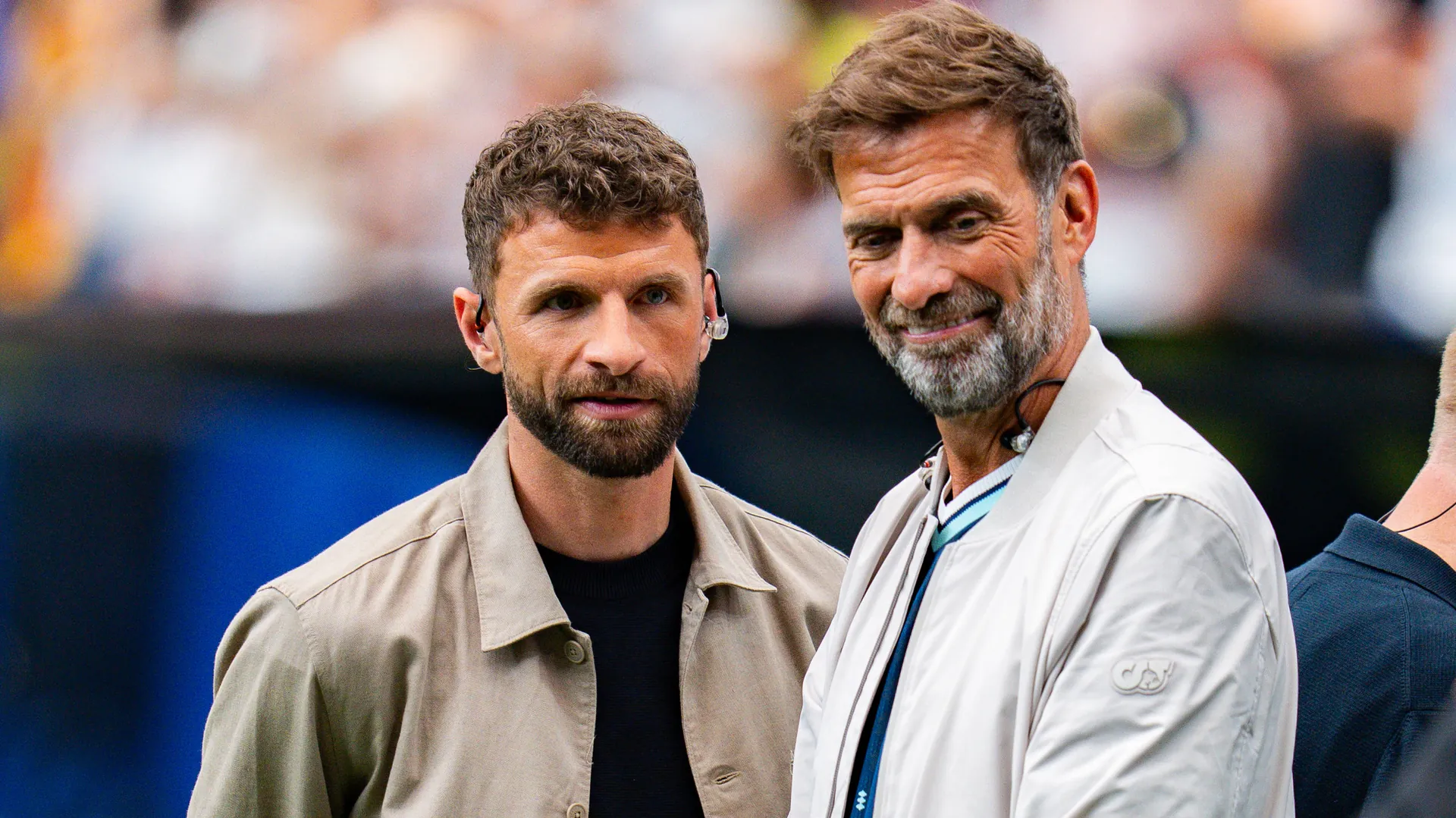 Thomas Müller (l.) with Jürgen Klopp: The team accompanies the World Cup for Magenta TV.