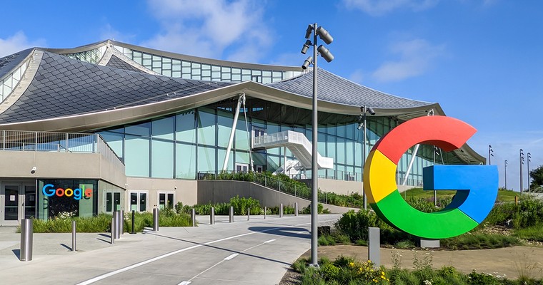 ALPHABET’s Impressive 82% Cloud Revenue Surge: What It Means for Investors