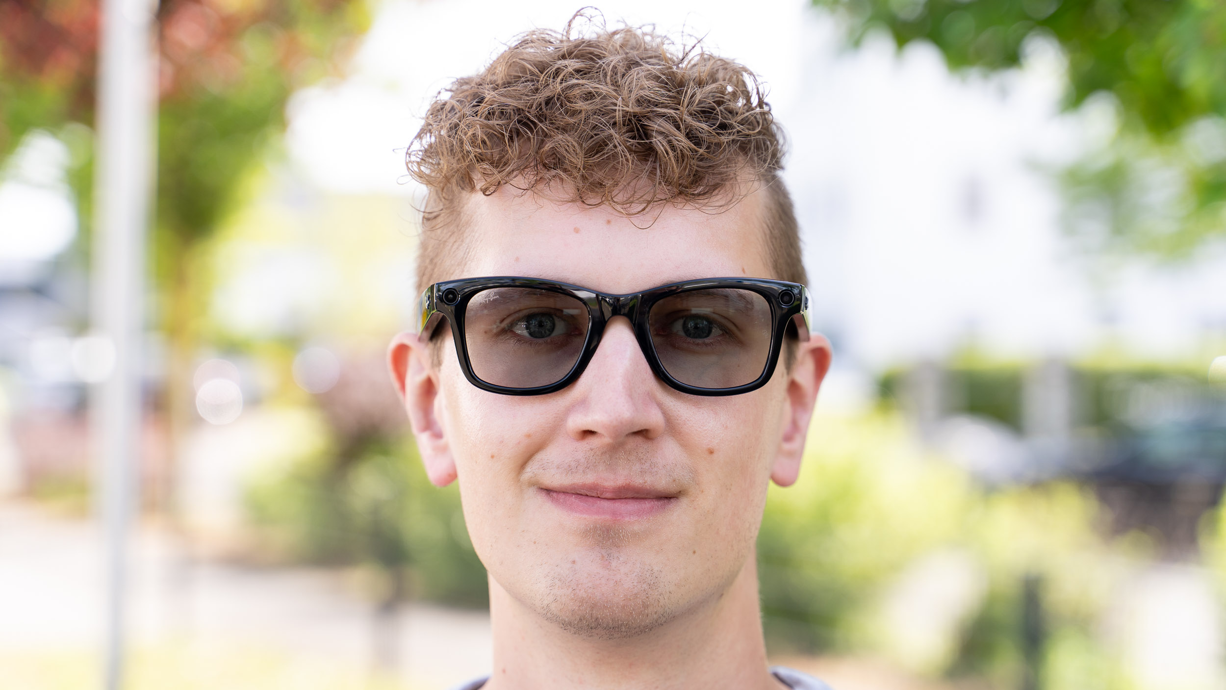 Apple Smart Glasses Launch Set for 2027: What to Expect and Features