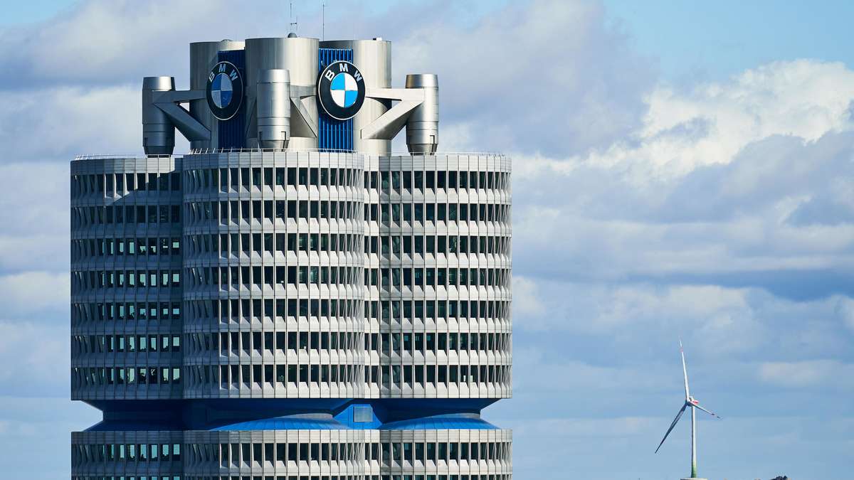 BMW Appoints Lufthansa Executive to Oversee 7,500 Job Cuts Amid Restructuring