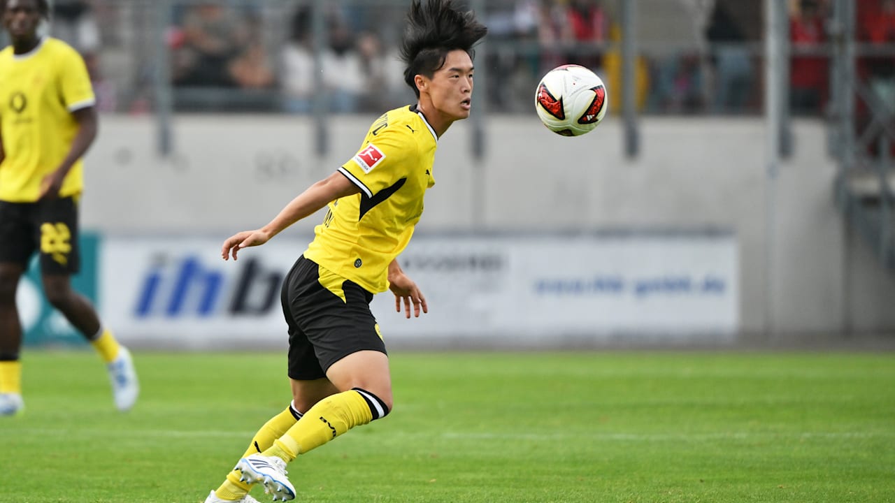 BVB: Unveiling the Buy Clause for Japan’s Rising Star Takato Yamamoto!