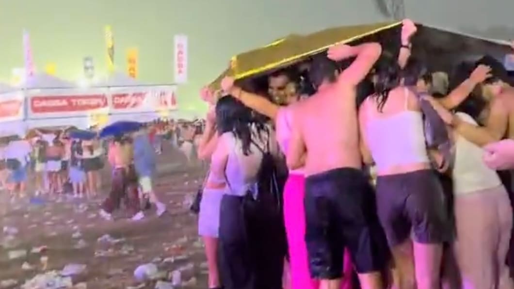 Bad Bunny’s Concert Abandoned: Hailstorm Disrupts Milan Show