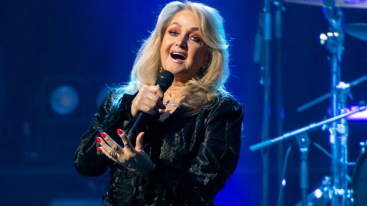 Bonnie Tyler’s Final Journey: A Fond Farewell in Wales