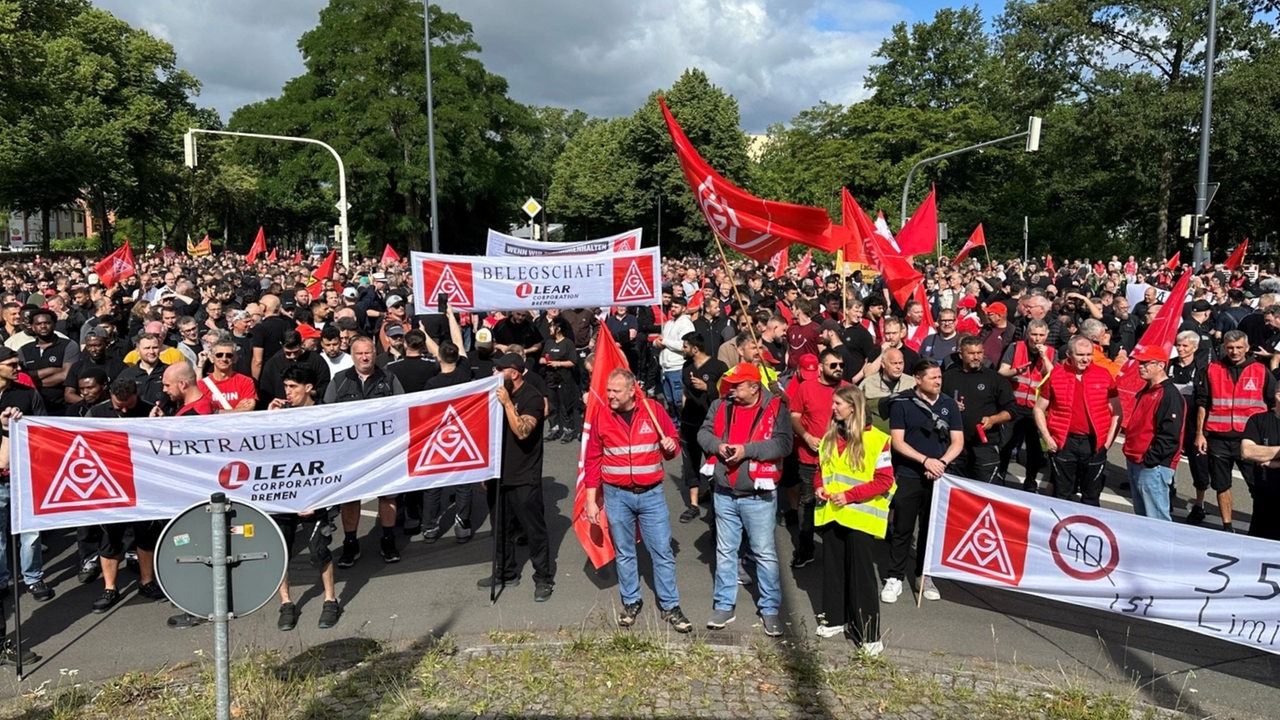 Bremer Mercedes Workers Protest Against Cost-Cutting Measures: What’s Next?