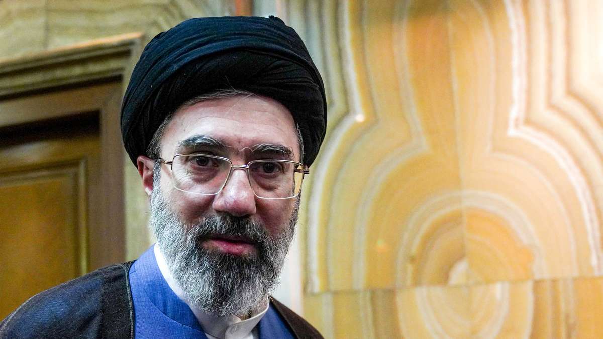 Chamenei’s One Sentence Sparks Division in Iran Over US Deal