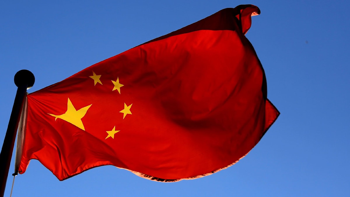 China’s Ambassador Urged to Discuss Russian Soldier Training at Foreign Office