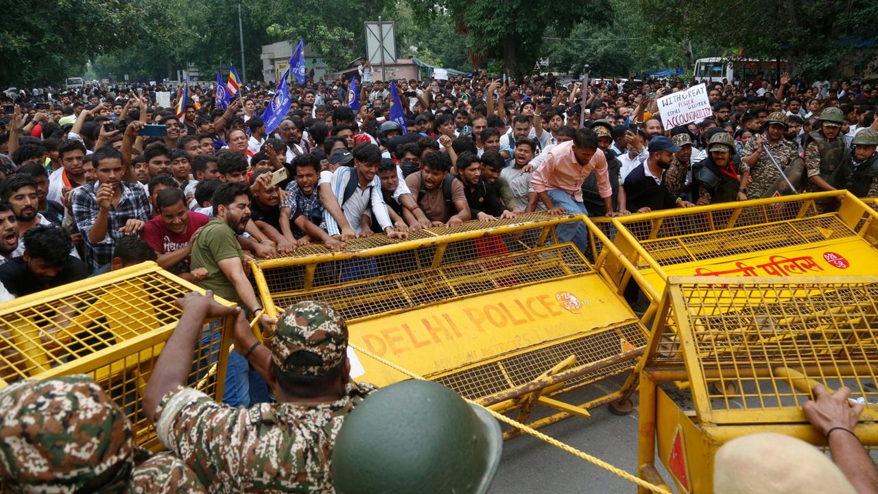Cockroach Movement Rises: Massive Protests Against Modi’s Government in India