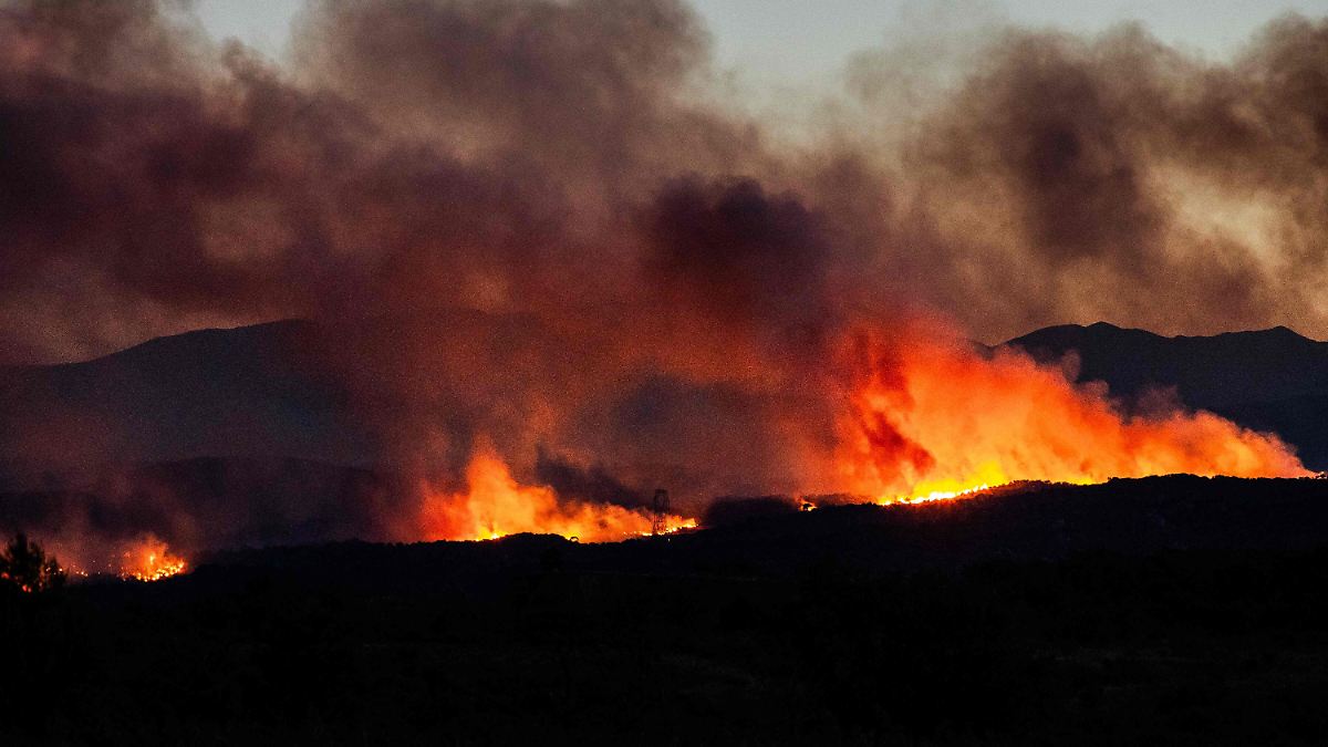 Countries Deploy Firefighting Planes as 10,000 Evacuated in Southern France Fires
