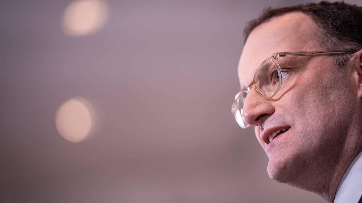 Did Jens Spahn Receive a Private Discount from Peter Thiel?