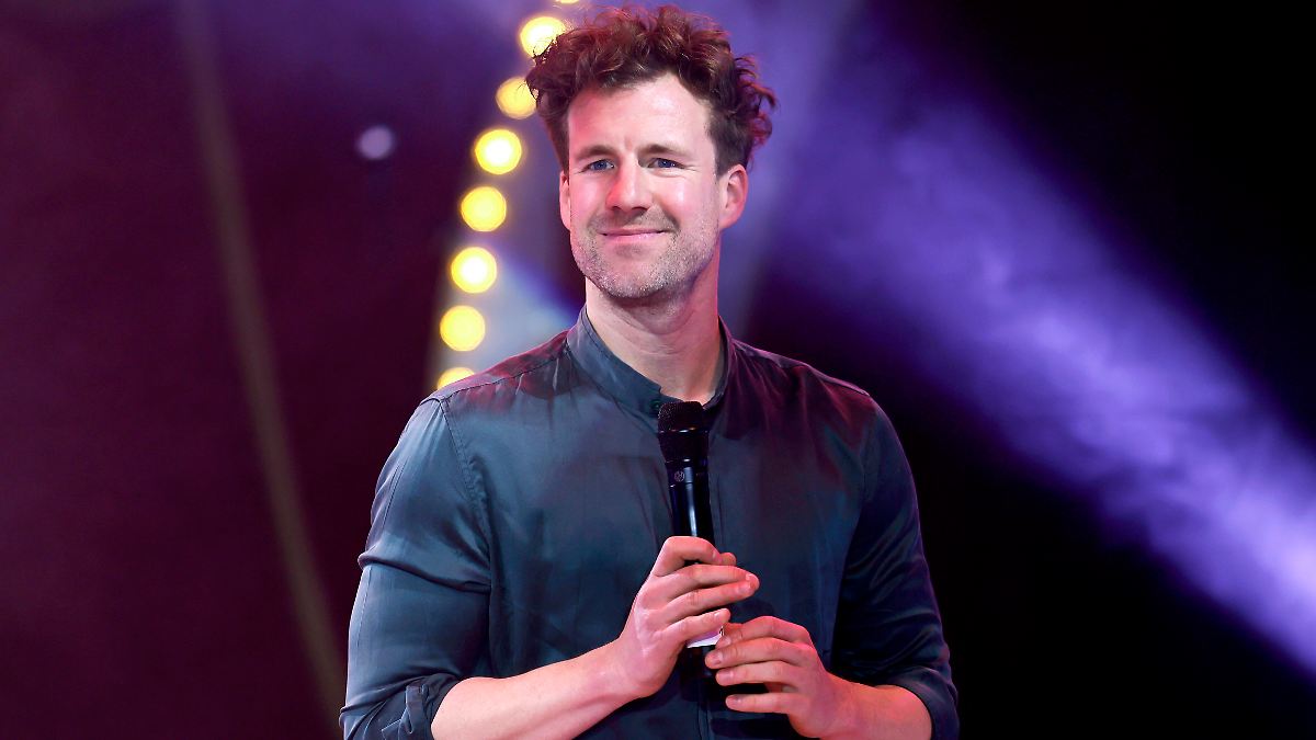 Discover Luke Mockridge’s Joyful New Arrival: Baby in a Stroller!