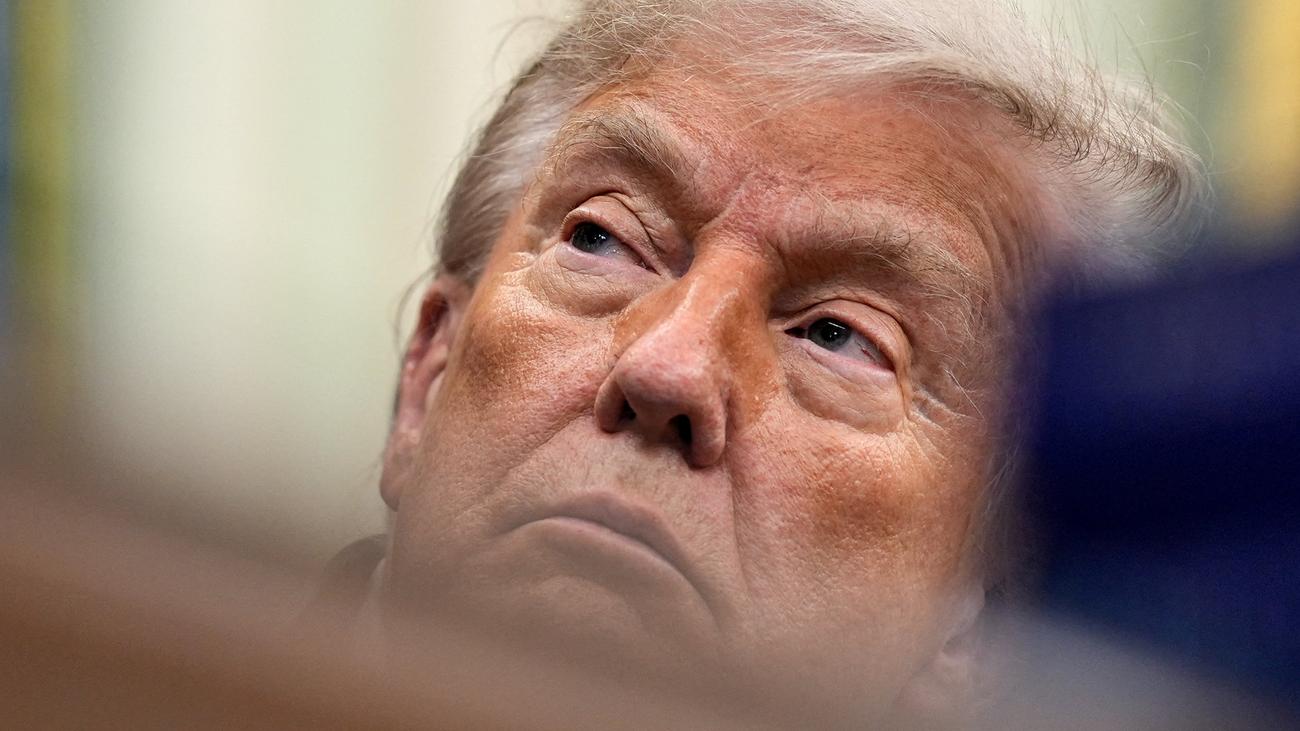 Donald Trump Defends Billion-Dollar Crypto Earnings Amid Controversy