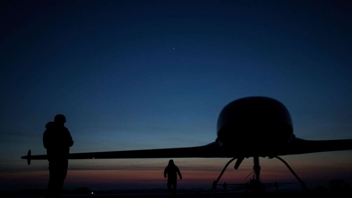 Drone Strikes Target Russian Oil Facilities: Major Fires Erupt in Ukraine War