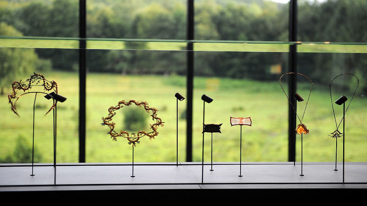 €4 Million Heist: Jewelry Stolen from Alsace Lalique Museum!