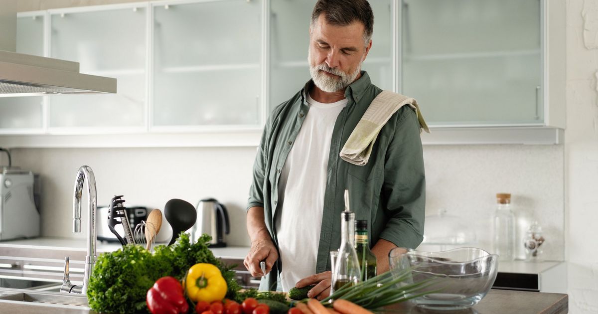Effective Dietary Changes for Acid Reflux: As Effective as Medications!