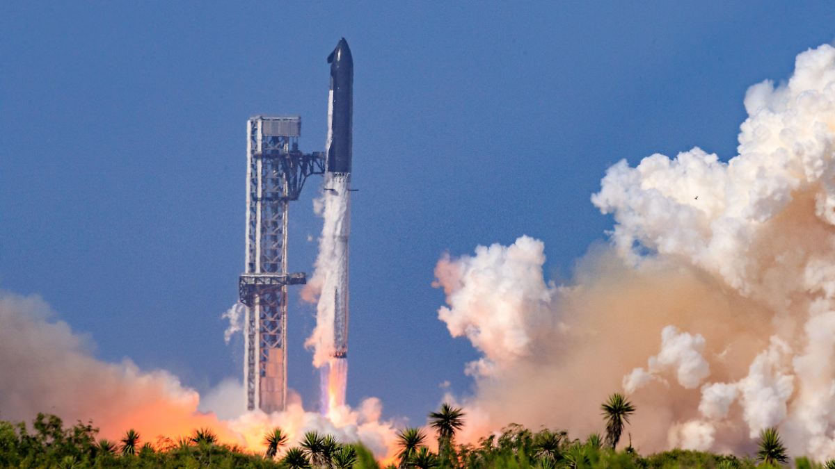 Elon Musk’s Mars Rocket: SpaceX Achieves First Successful Starship Launch Post-IPO