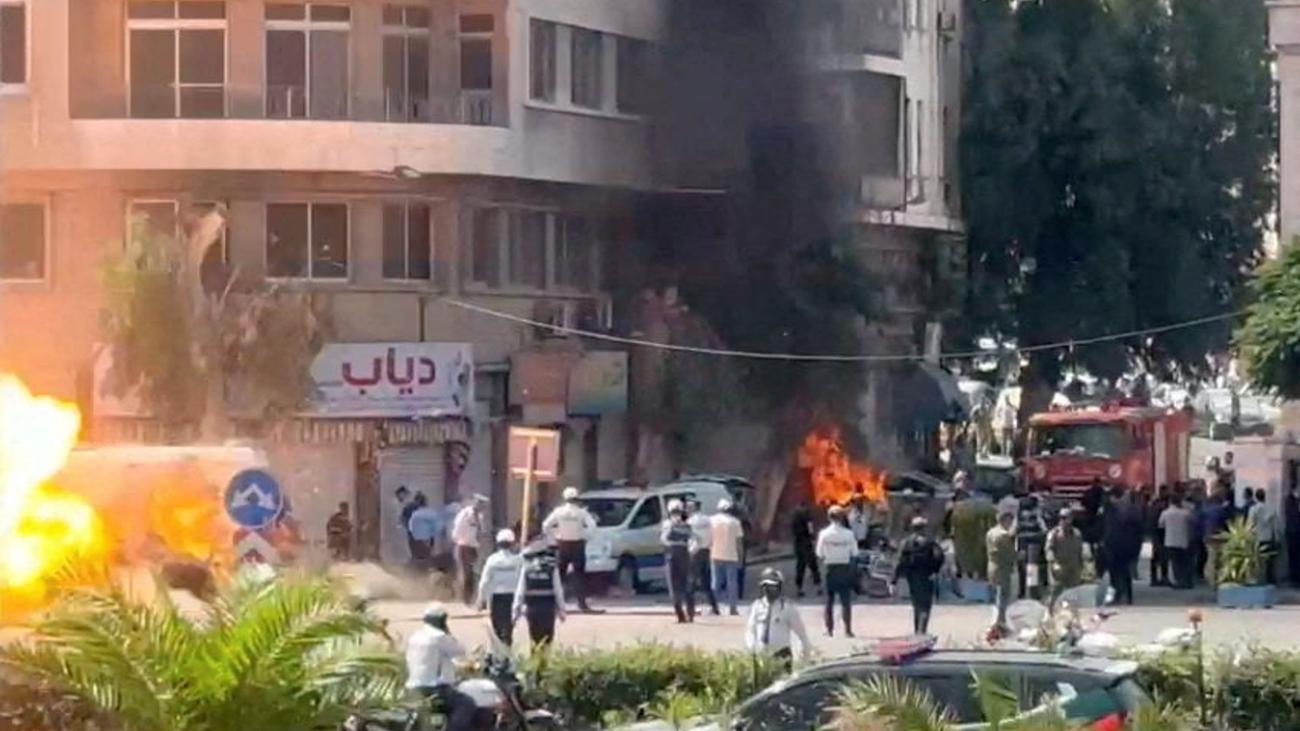Explosions Rock Damascus: Emmanuel Macron’s Hotel Under Threat During Visit