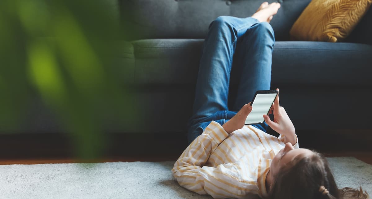 First Smartphone at 13: No Short-Term Link to Depression or Obesity