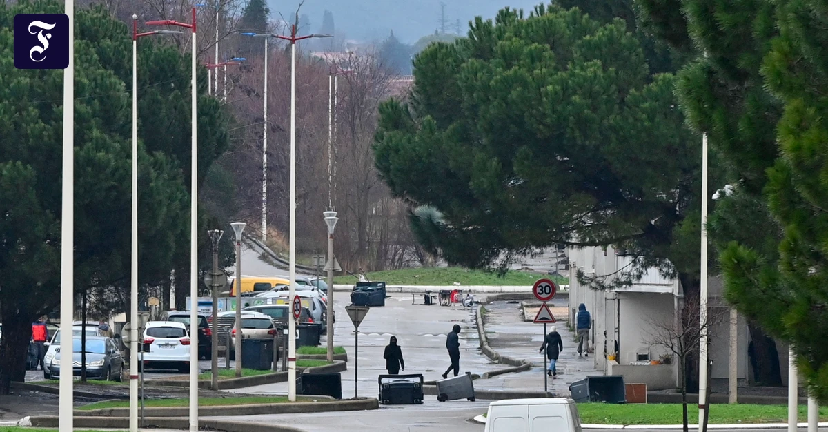 French Mayor Rescued by Police from Drug Mafia Threat