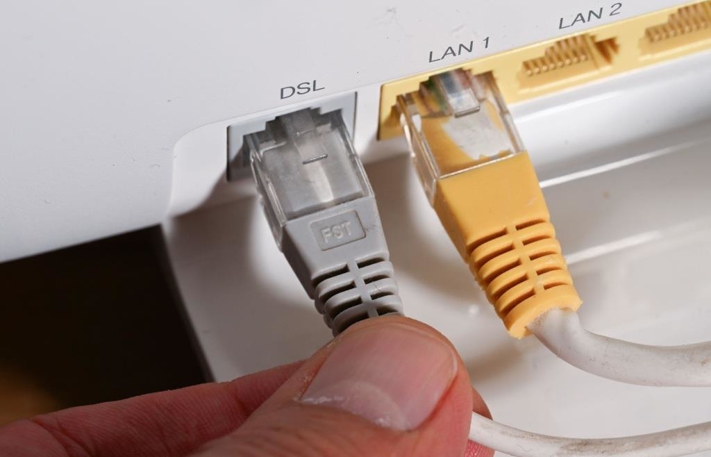 Fritzbox Users Alert: Software Bug May Slow Down Your Internet Speed!