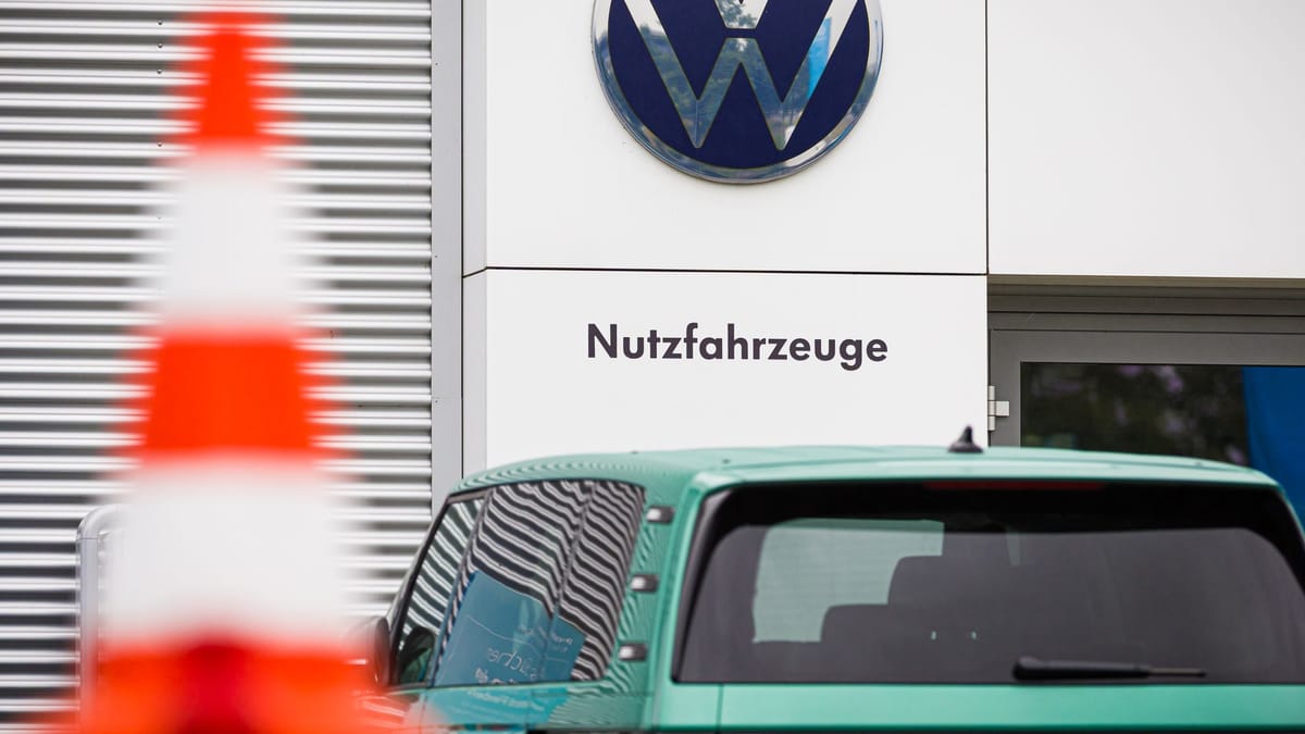 German Car Exports to China Decline: Growing Dependence on Imports
