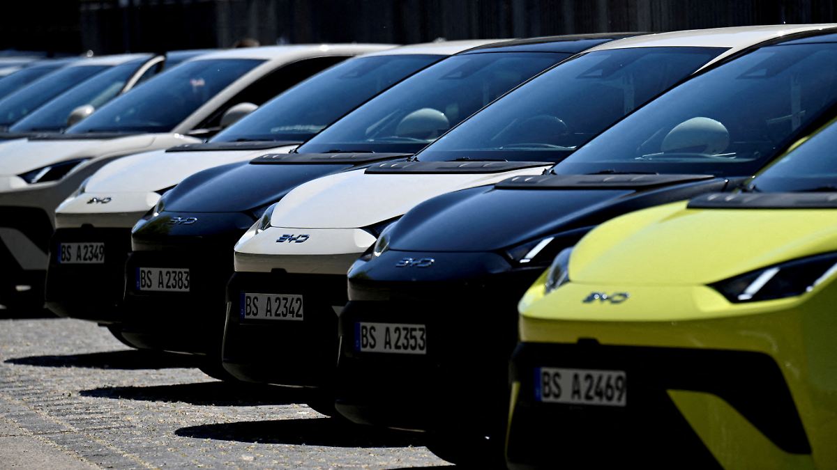 Germany Sees Nearly 80% Surge in Electric Car Registrations – What’s Driving This Boom?