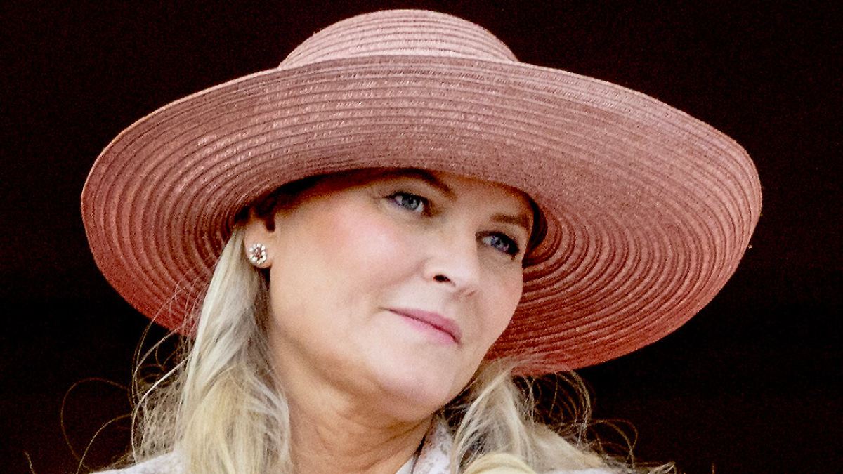 Grateful for Life: Mette-Marit Leaves Hospital After Lung Transplant