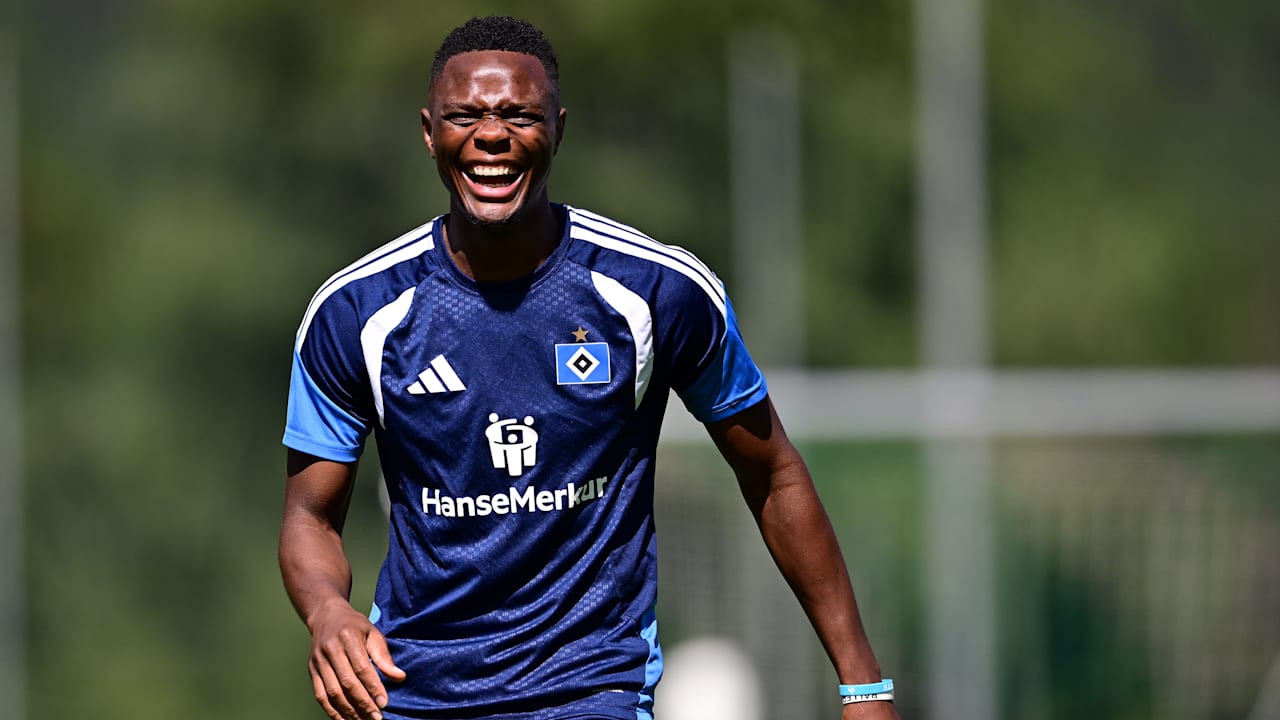 HSV’s New Striker Daka Makes Impressive Debut in Just 15 Minutes!