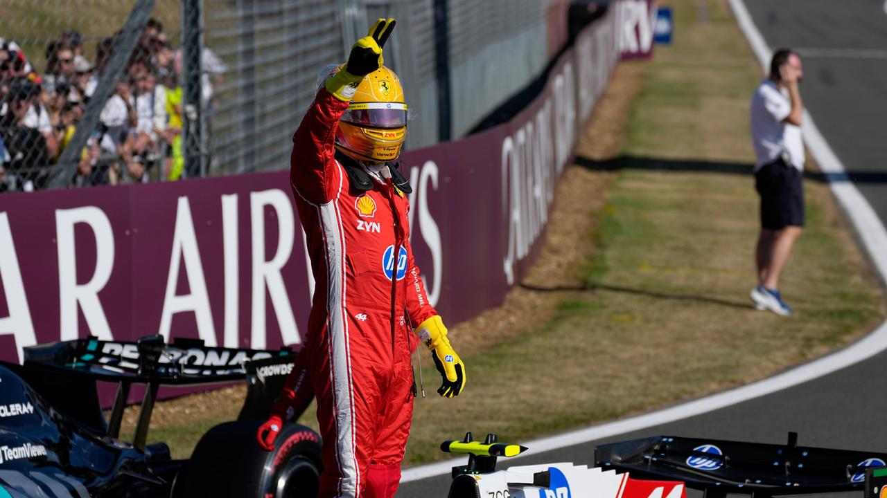 Hamilton Secures Sprint Pole at Silverstone: A Home Run Ahead of Rivals!