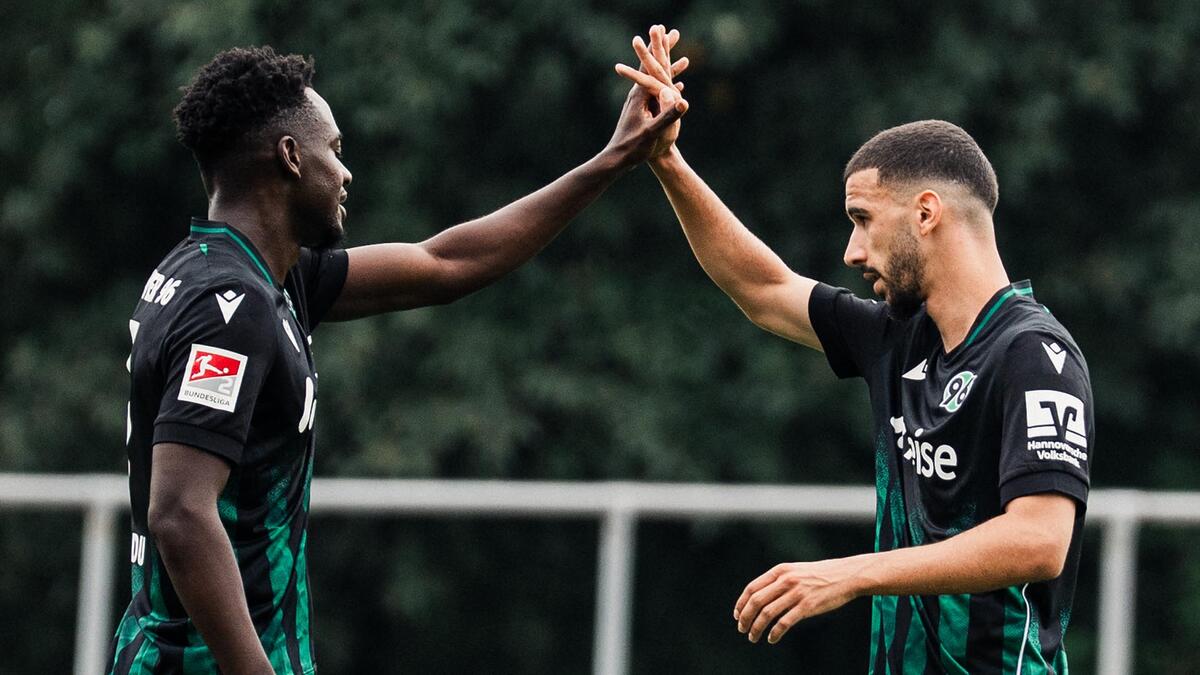 Hannover 96 vs Preußen Münster: Watch Live Action on 96TV Stream!