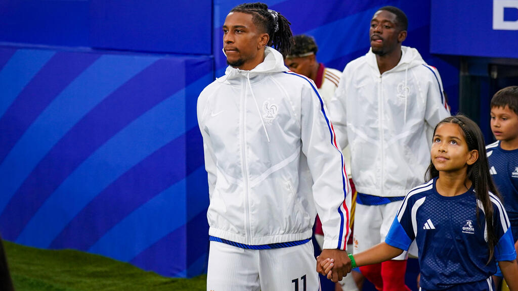 Is FC Bayern Weakening? Shocking Transfer Rumors About Olise’s Move!