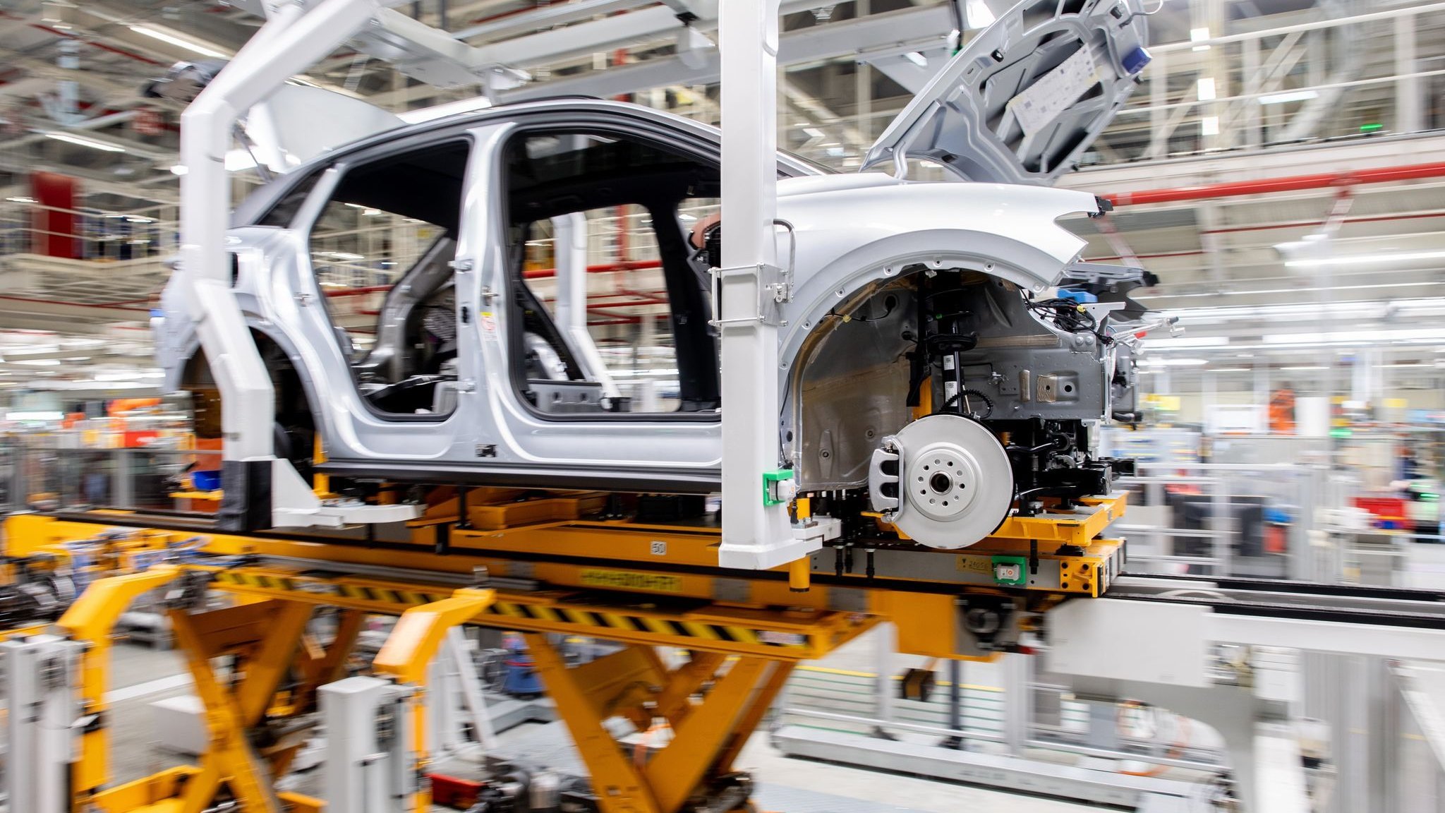 Is Technology Openness Hurting Industry? DIW Economist’s Warning on China