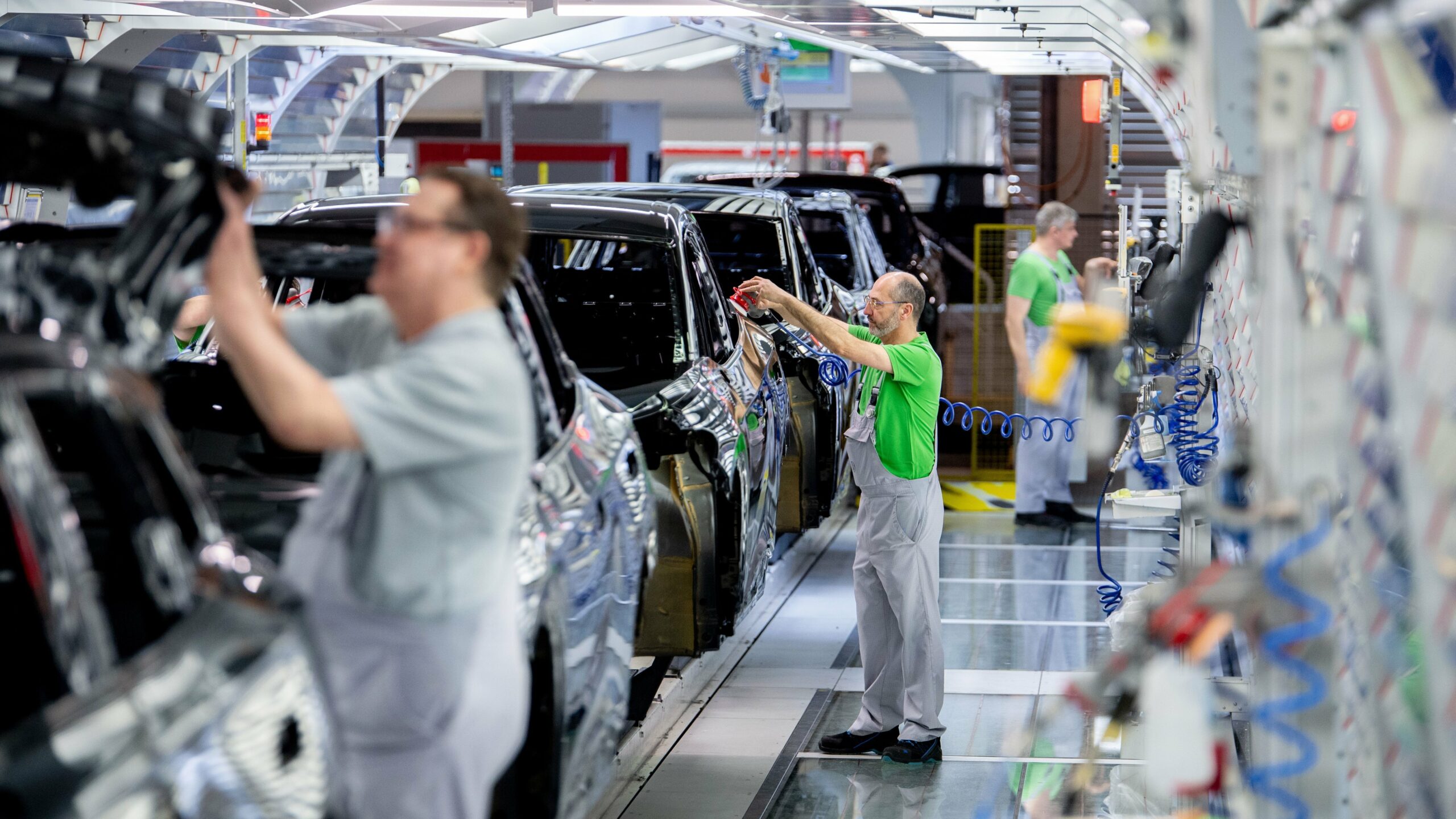 Is the Auto Industry Really at Death’s Door? Insights from Recent Trends