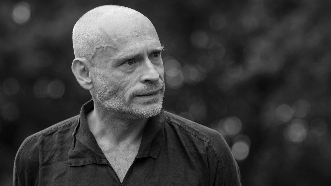 Johannes Krisch, Iconic Austrian Actor from »Tatort«, Passes Away at 59