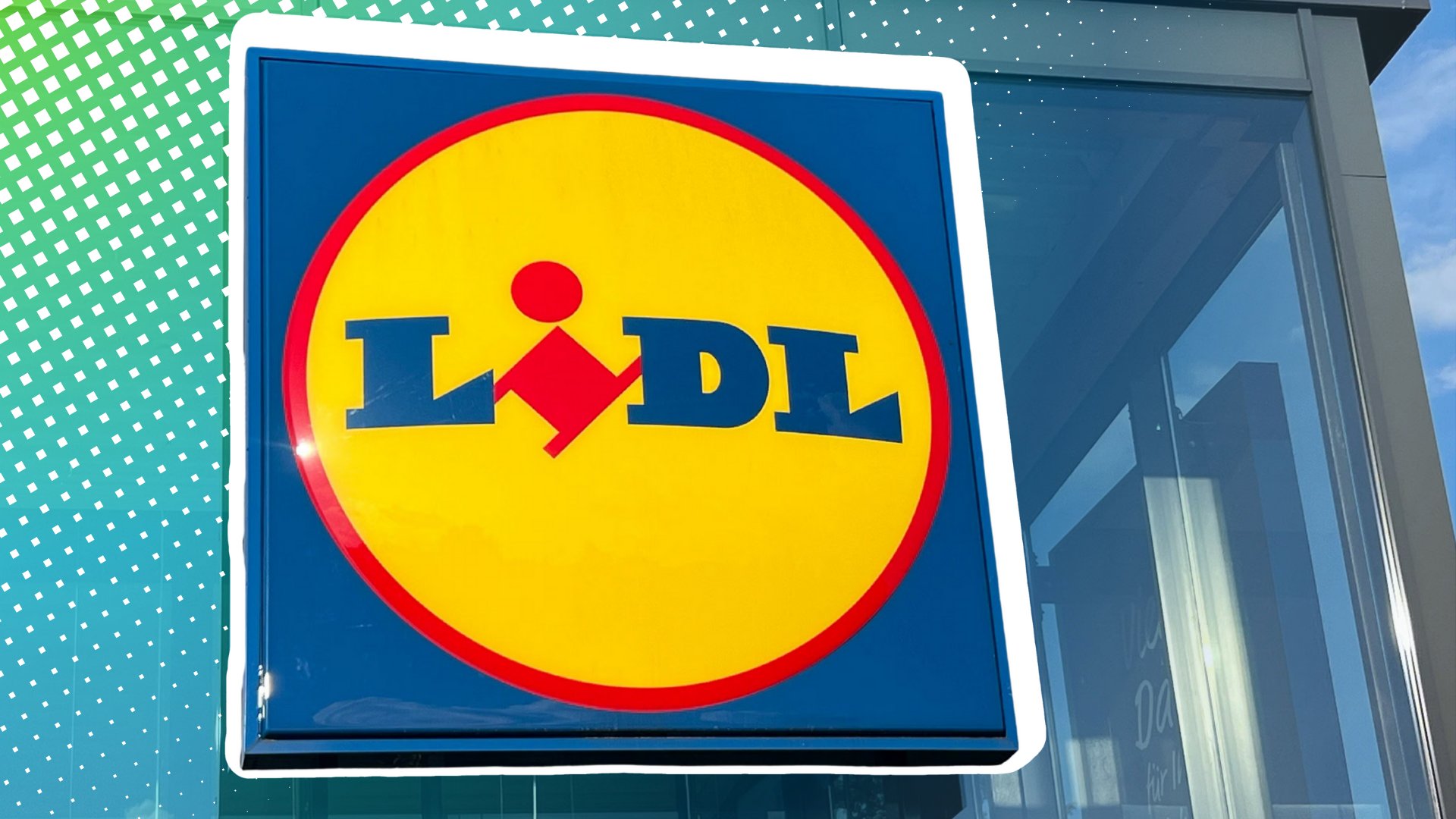 Lidl Strikes Back at Aldi: A Price War That Hits Where It Hurts