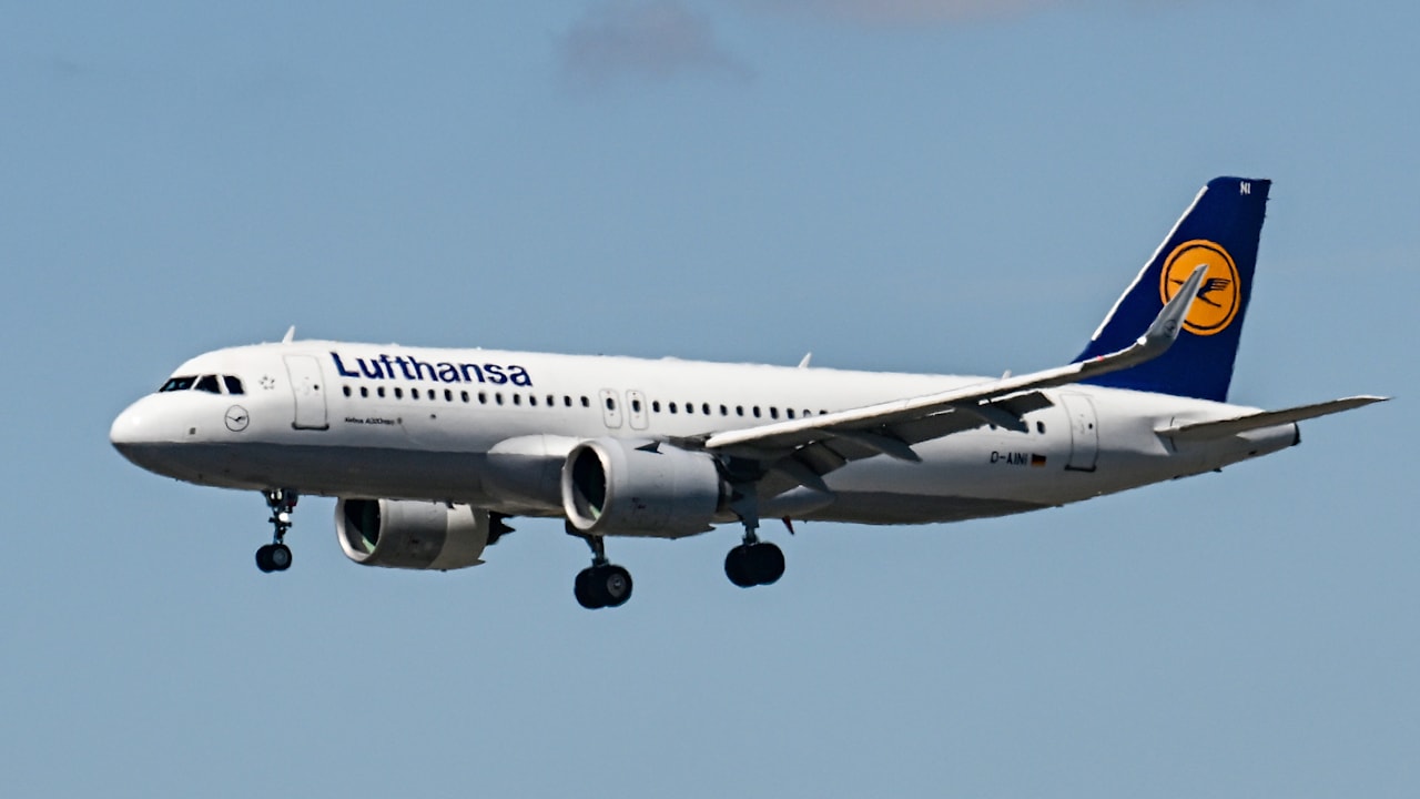 Lufthansa Introduces New Fee for Seat Changes on Long-Haul Flights