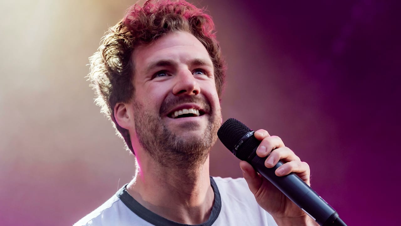 Luke Mockridge Becomes a Dad: Spotted Strolling with Baby in Cologne!