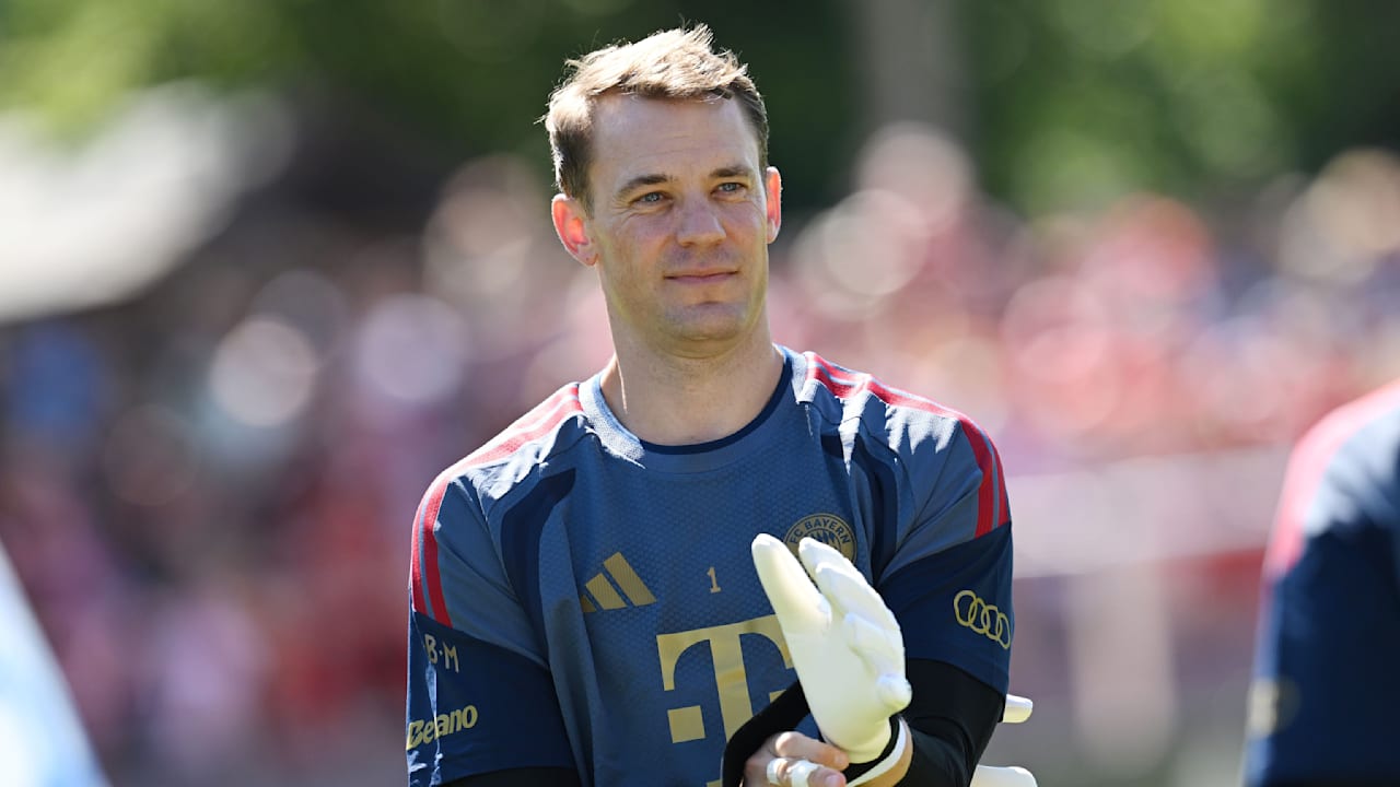 Manuel Neuer Announces Retirement Plans: A Legendary Goalkeeper’s Farewell?