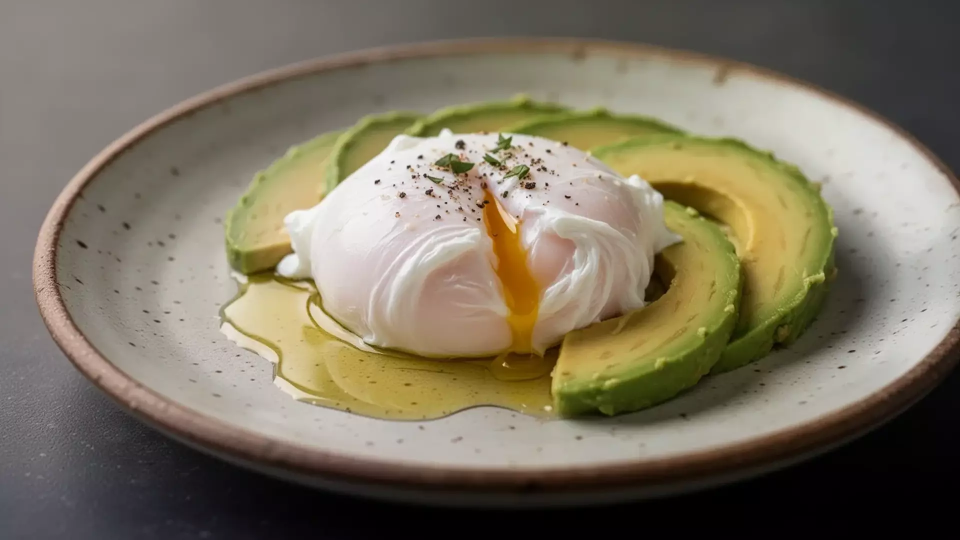Maximize Vitamin D Absorption from Eggs: The Power of Healthy Fats