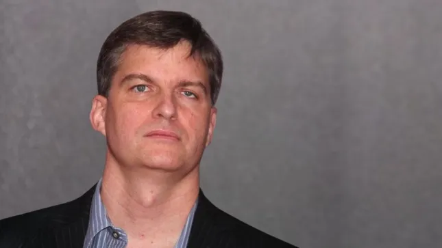 Michael Burry’s Bold Bet: Is Caterpillar Ready for a Major Crash?
