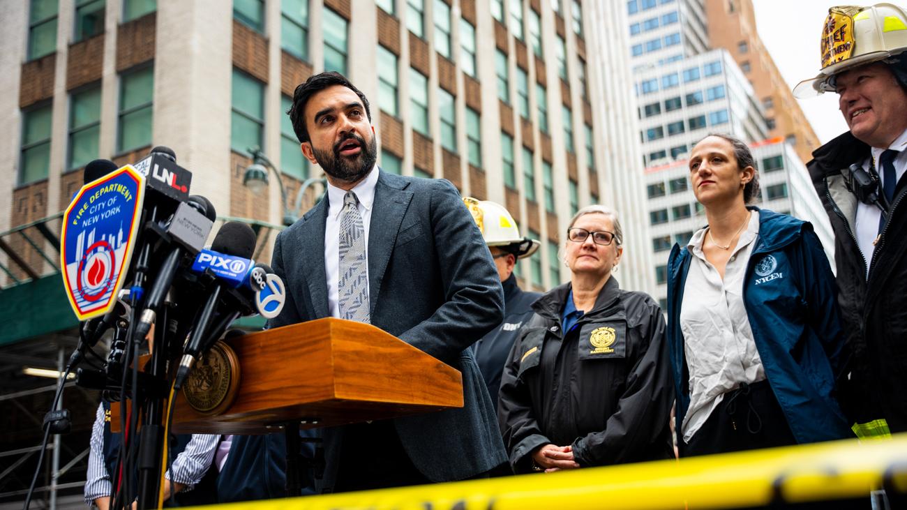 New York’s Crumbling Skyscrapers: Are Our Iconic Buildings at Risk?