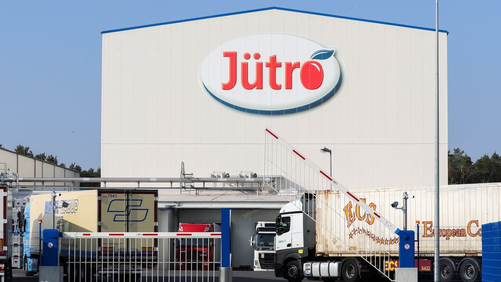 Norovirus Alert: Jütro Expands Berry Recall at Lidl, Aldi & Netto