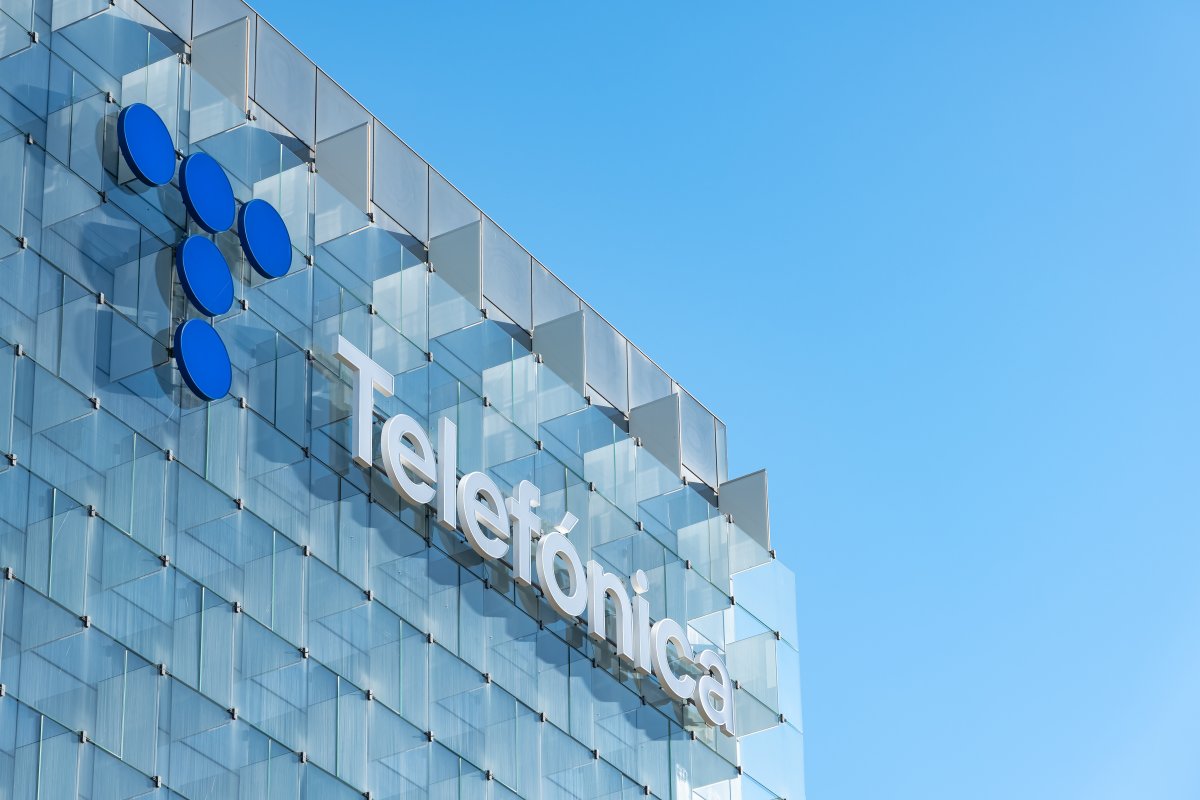 O2 Telefónica to Cut One in Six Jobs: What This Means for the Future