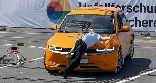 One-Pedal Drive: Is This Driving Style Increasing E-Car Accident Risks?