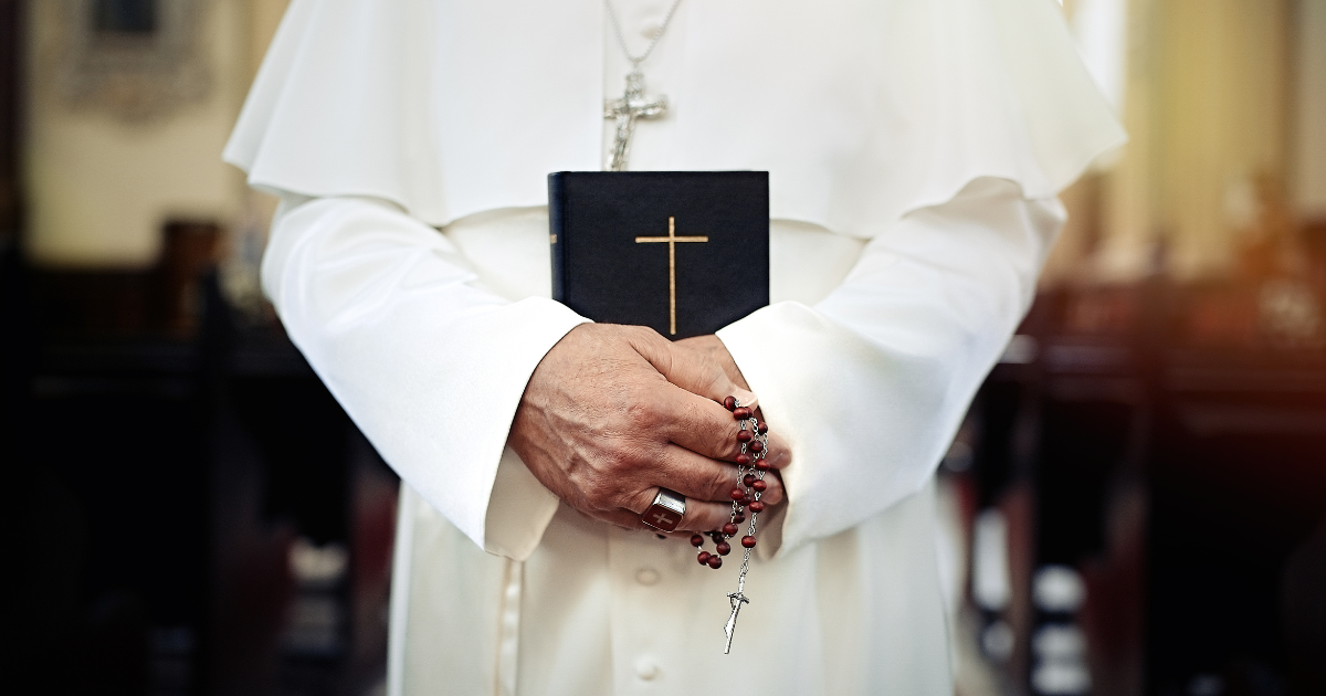 Over 700,000 Users at Risk: Vatican Prayer App Security Flaws Exposed